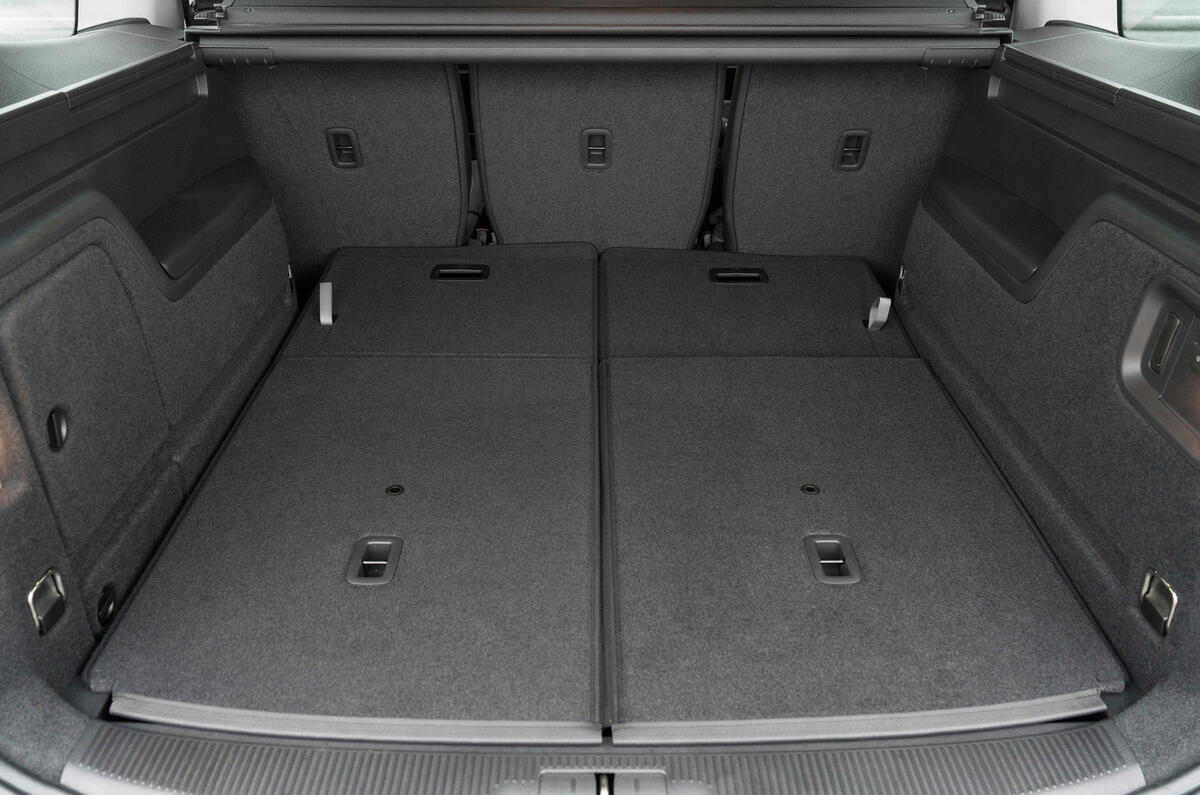 Volkswagen Sharan boot space