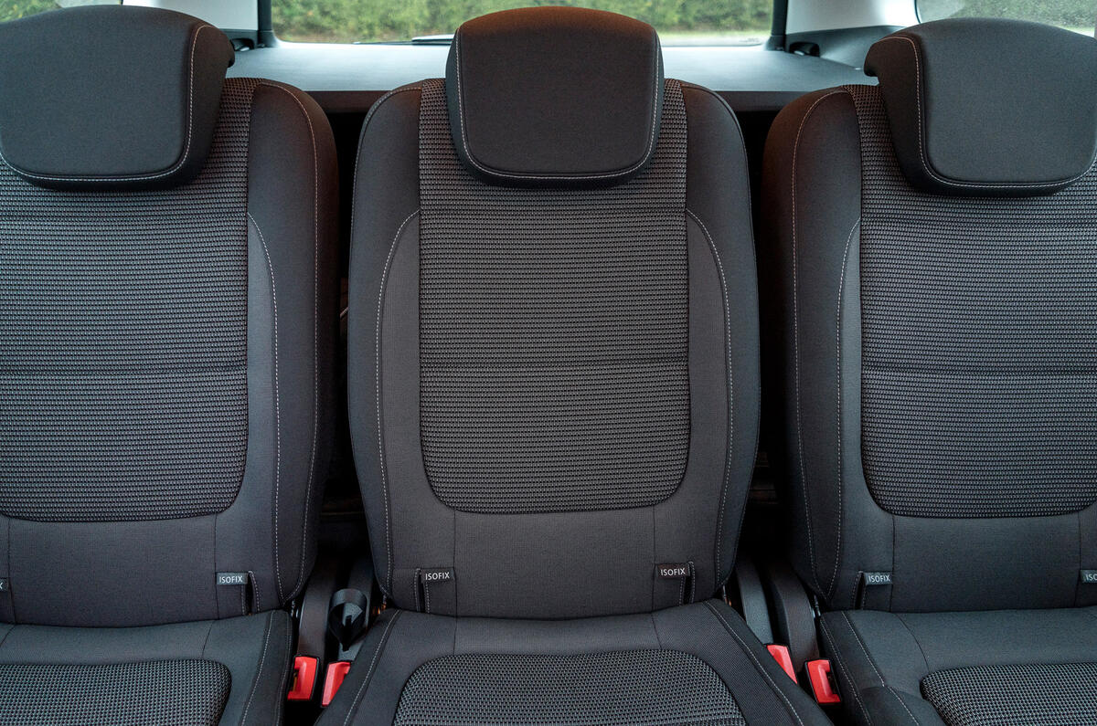 Volkswagen Sharan rear seats