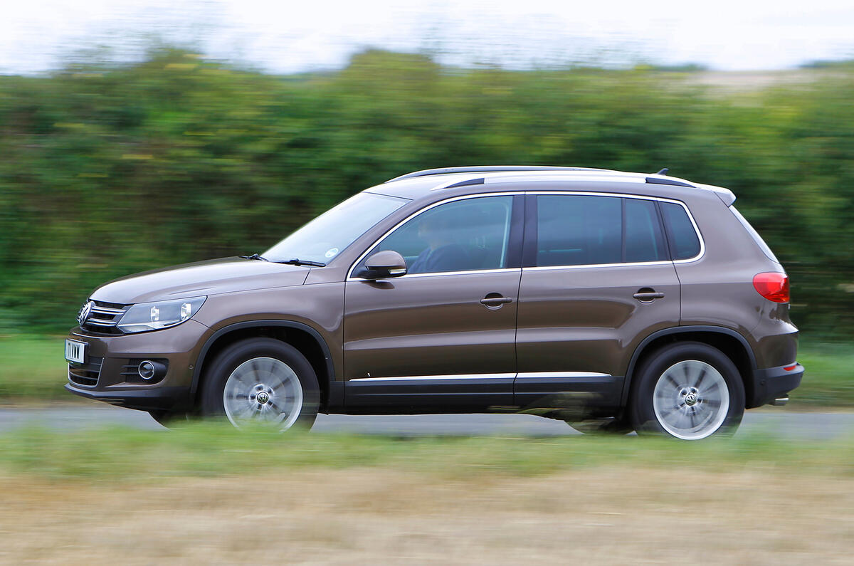 Volkswagen Tiguan side profile