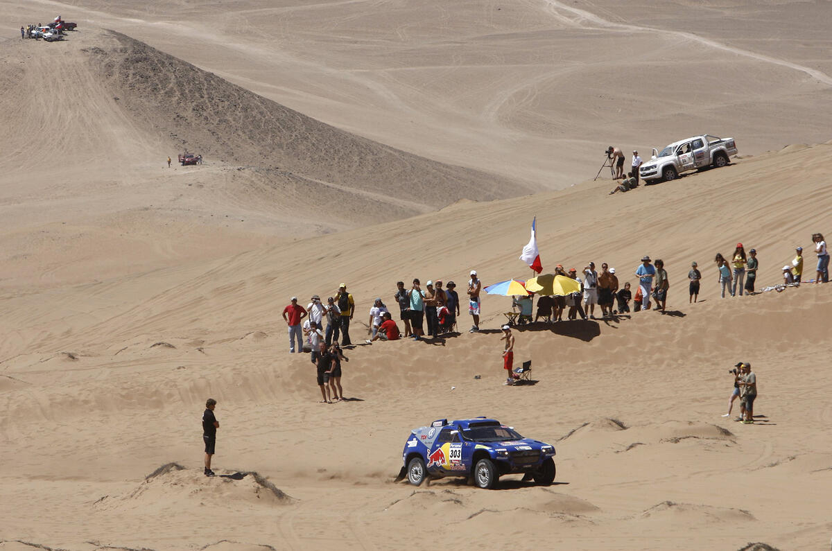 Sainz wins Dakar Rally