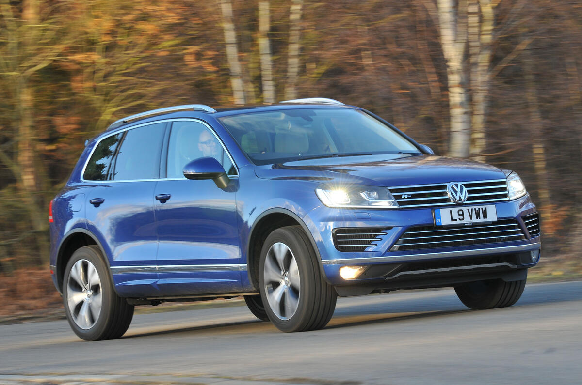 Volkswagen Touareg cornering
