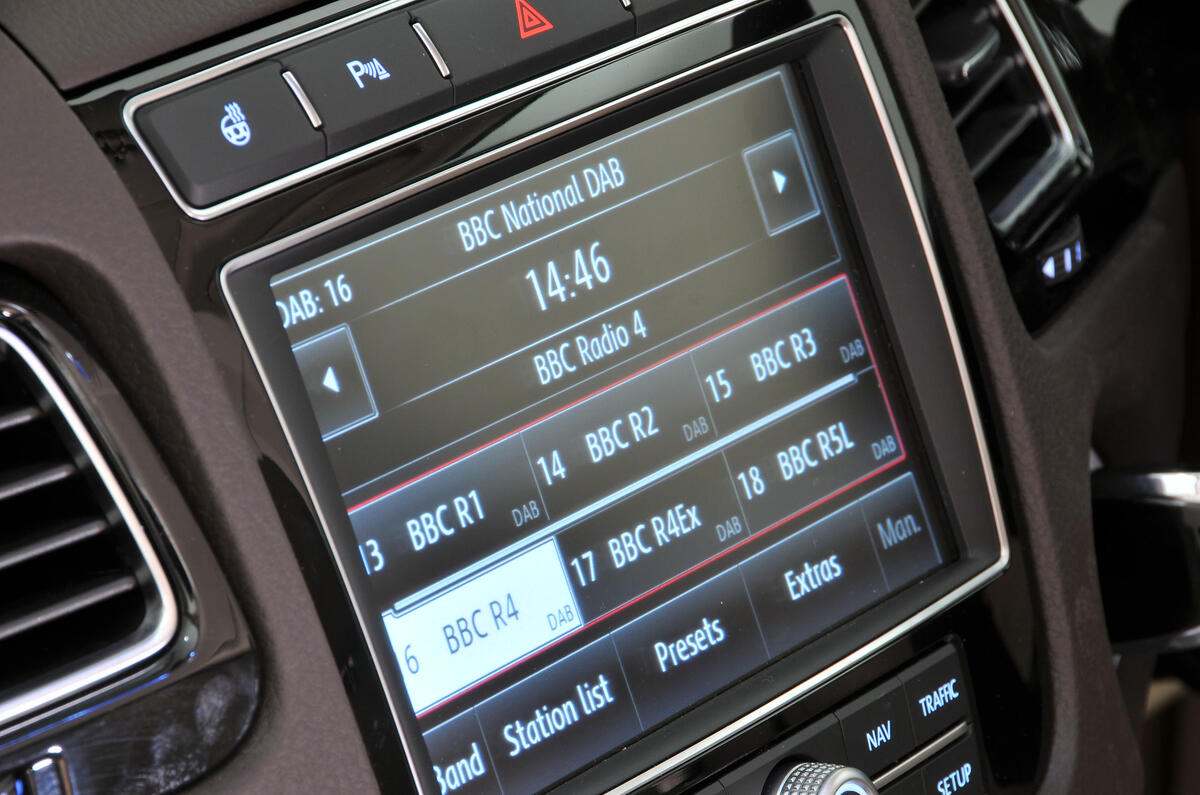 Volkswagen Touareg infotainment system