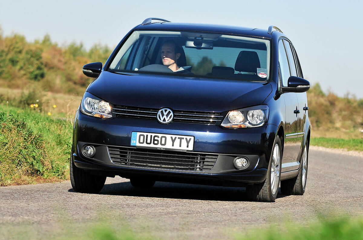 Volkswagen Touran cornering