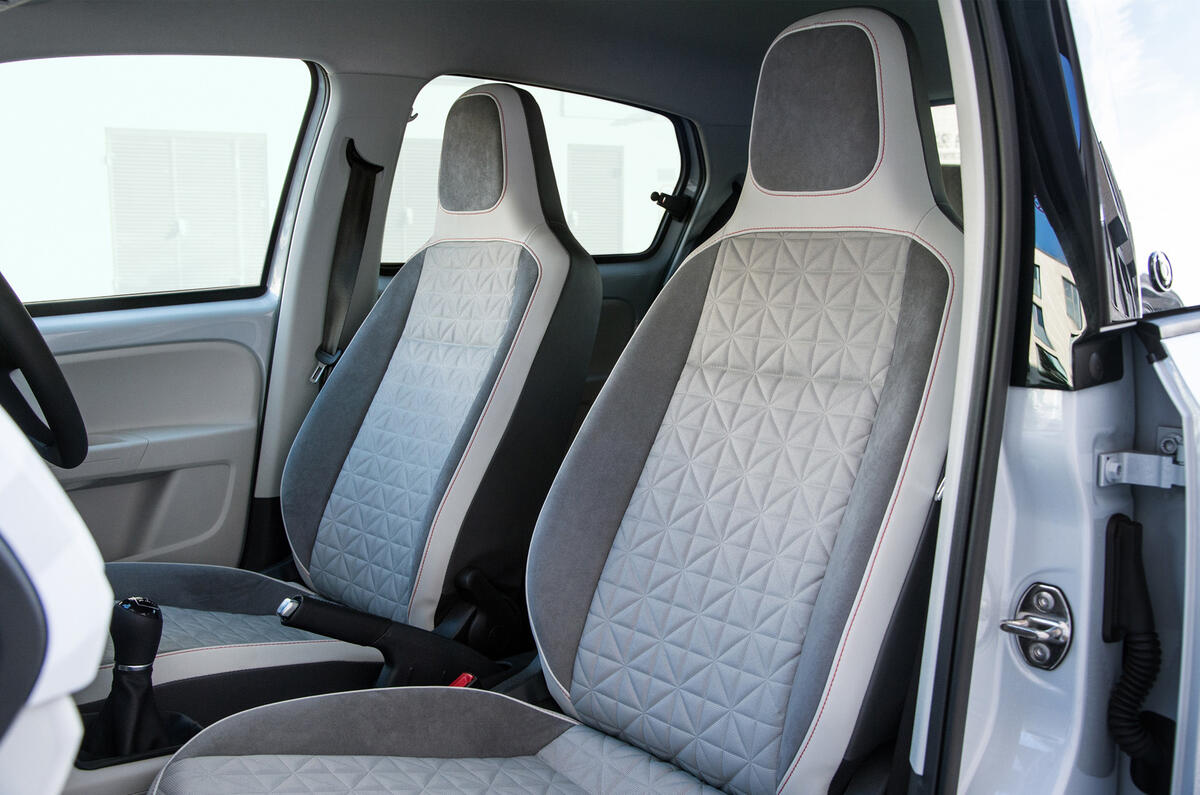 Volkswagen Up front seats