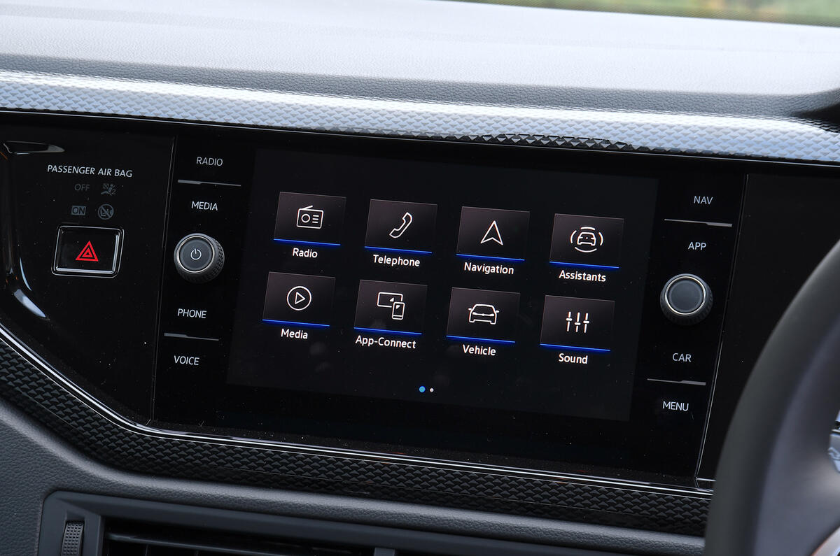 Volkswagen Polo review   infotainment