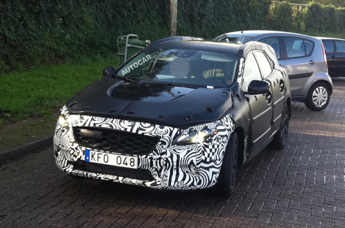 VW Golf-rivalling Volvo V30 spied
