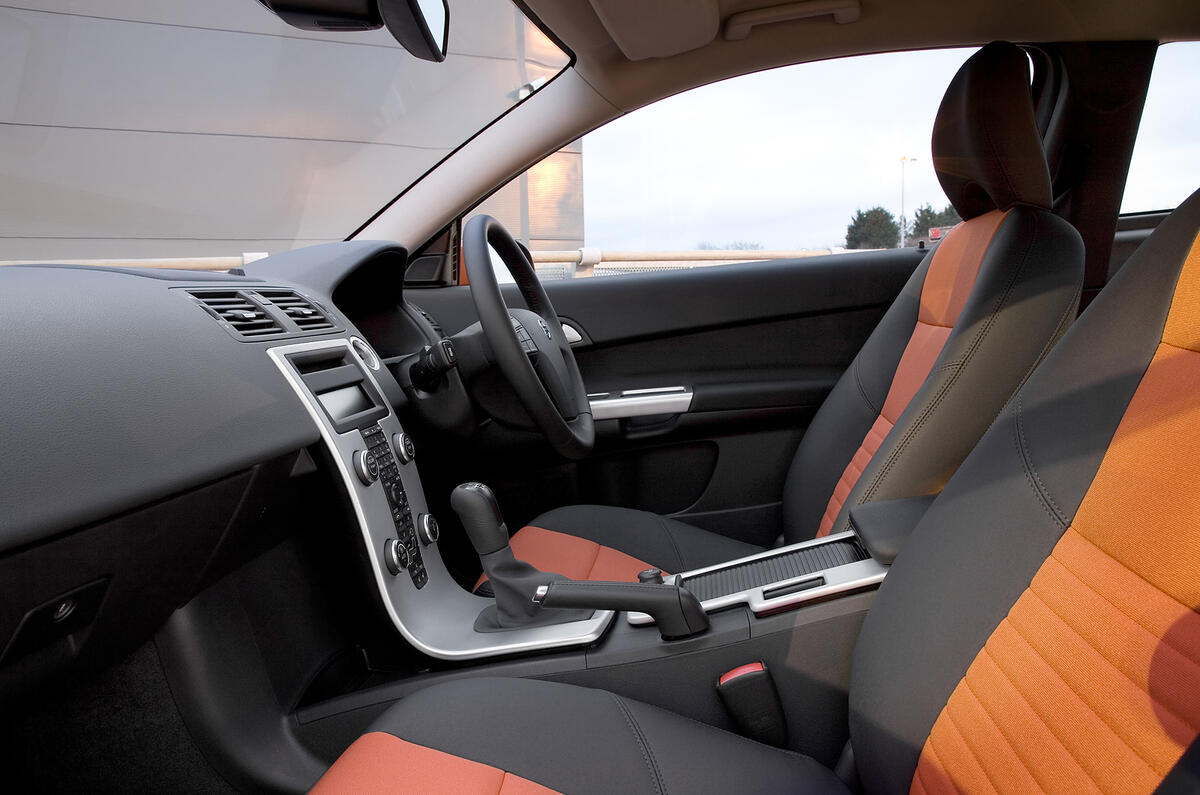 Volvo C30 front seats