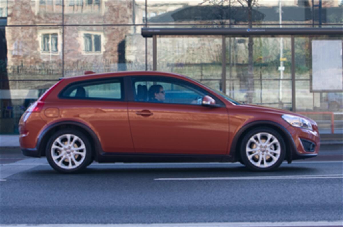 Volvo cuts C30 to £15k