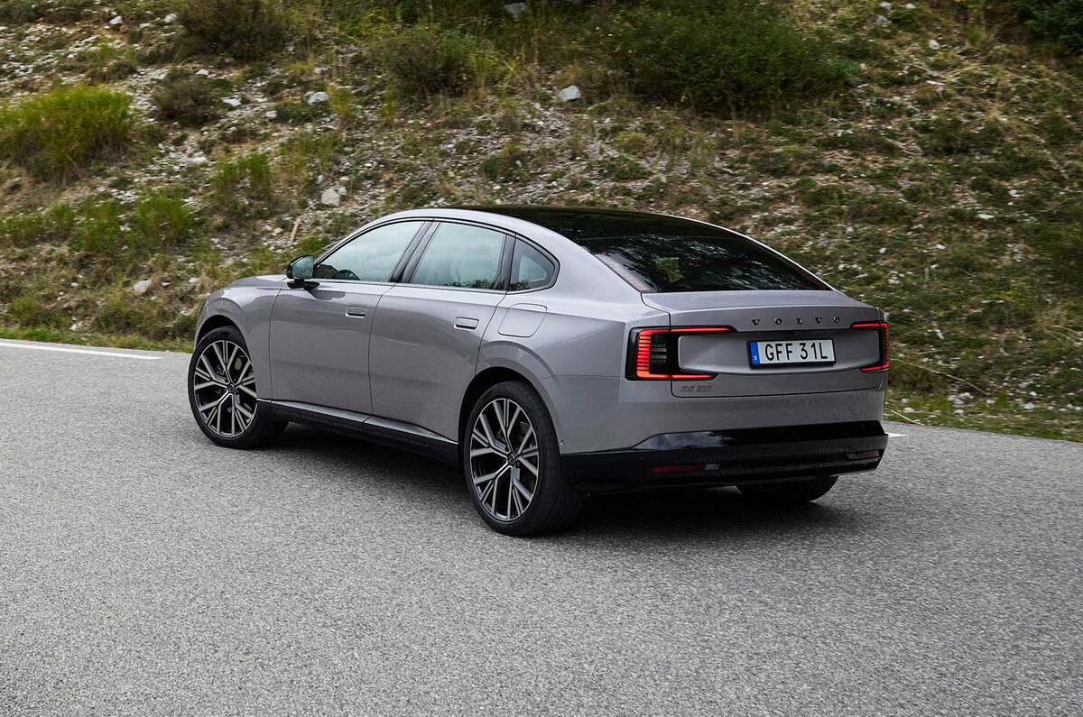 Volvo ES90 avis 02