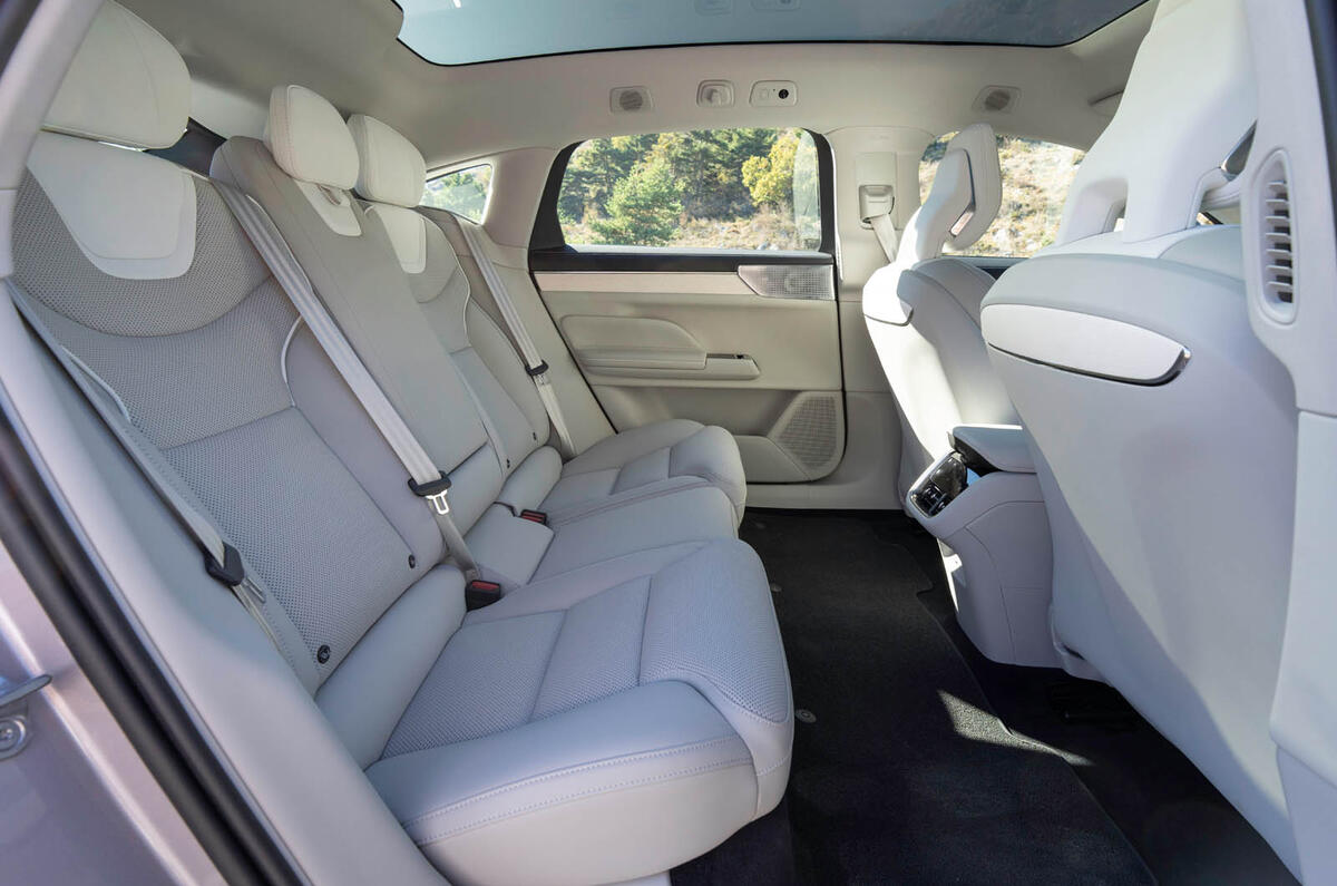 Volvo ES90 avis 15