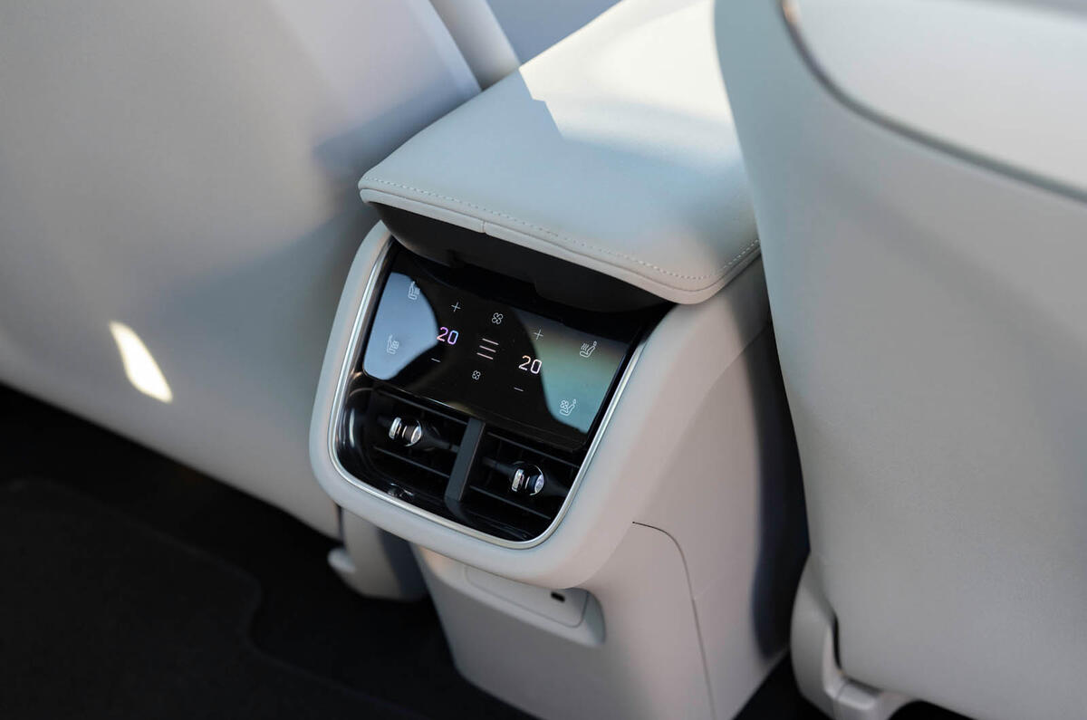 Volvo ES90 avis 17