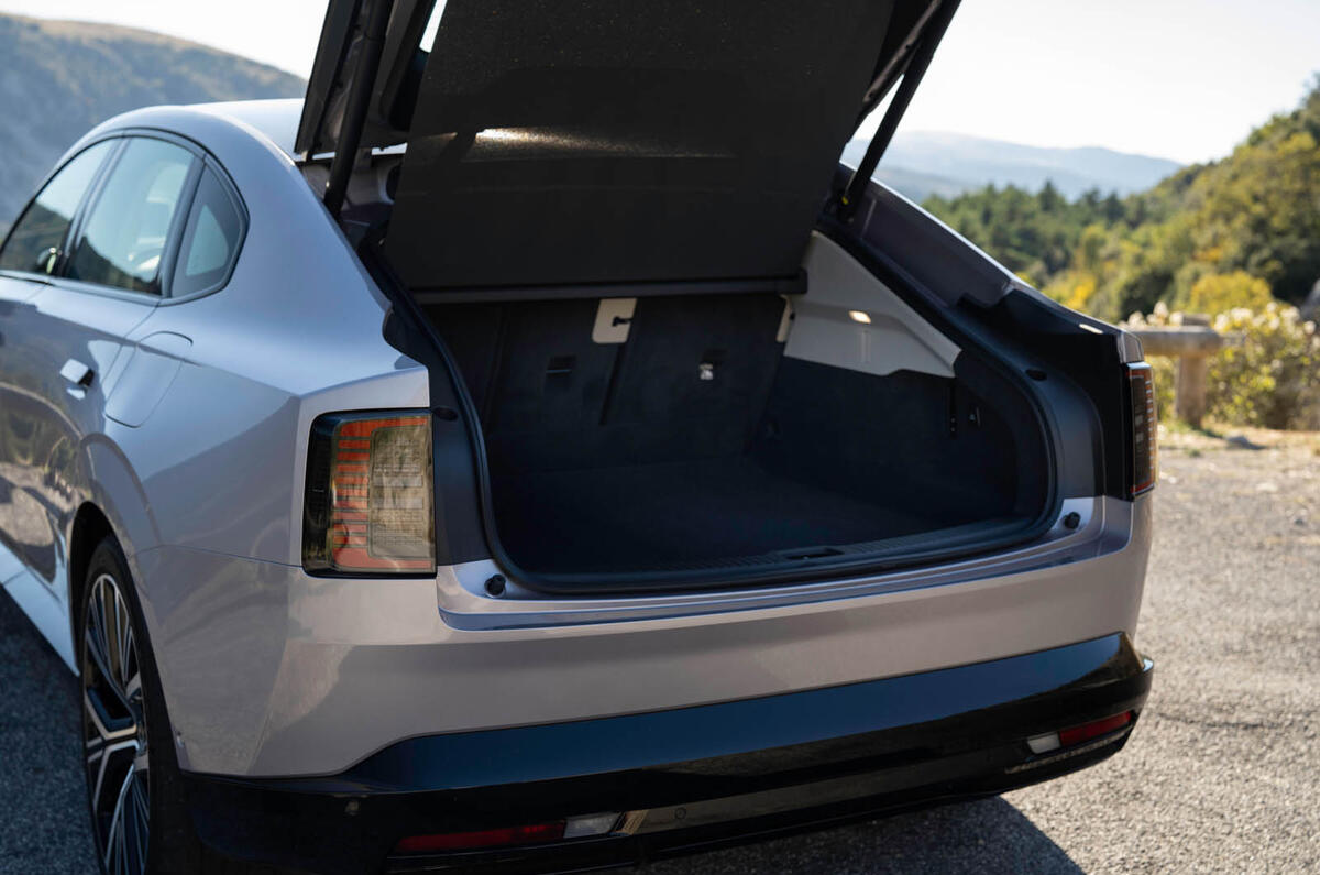Volvo ES90 avis 19