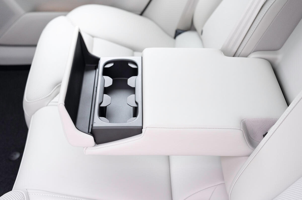 Volvo ES90 review 2026 044