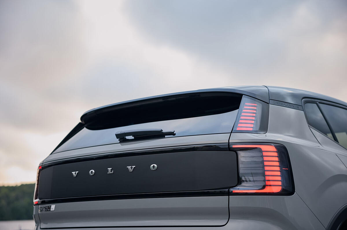 Volvo EX30 Cross Country detail