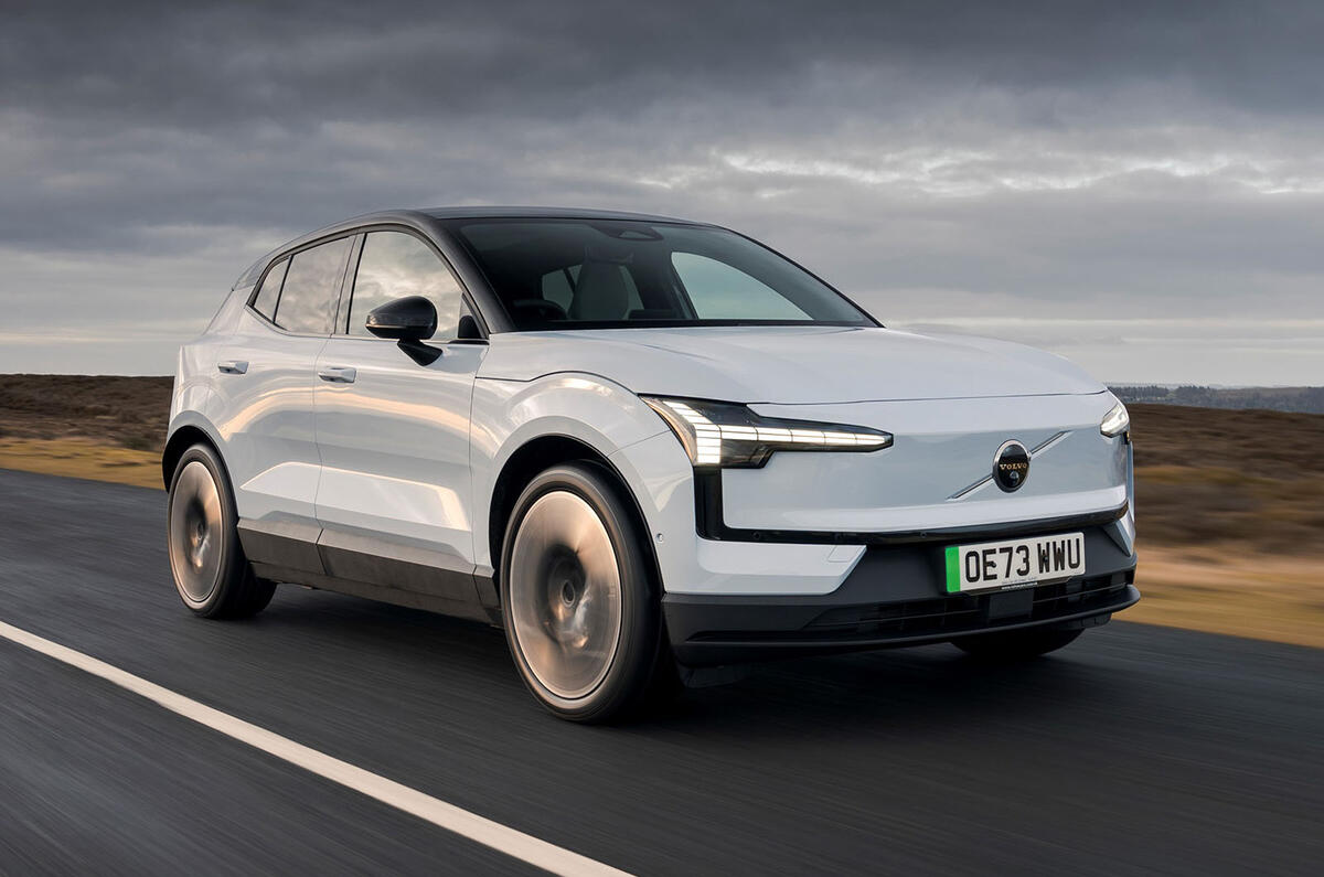 volvo ex30 review 2024 25 front tracking