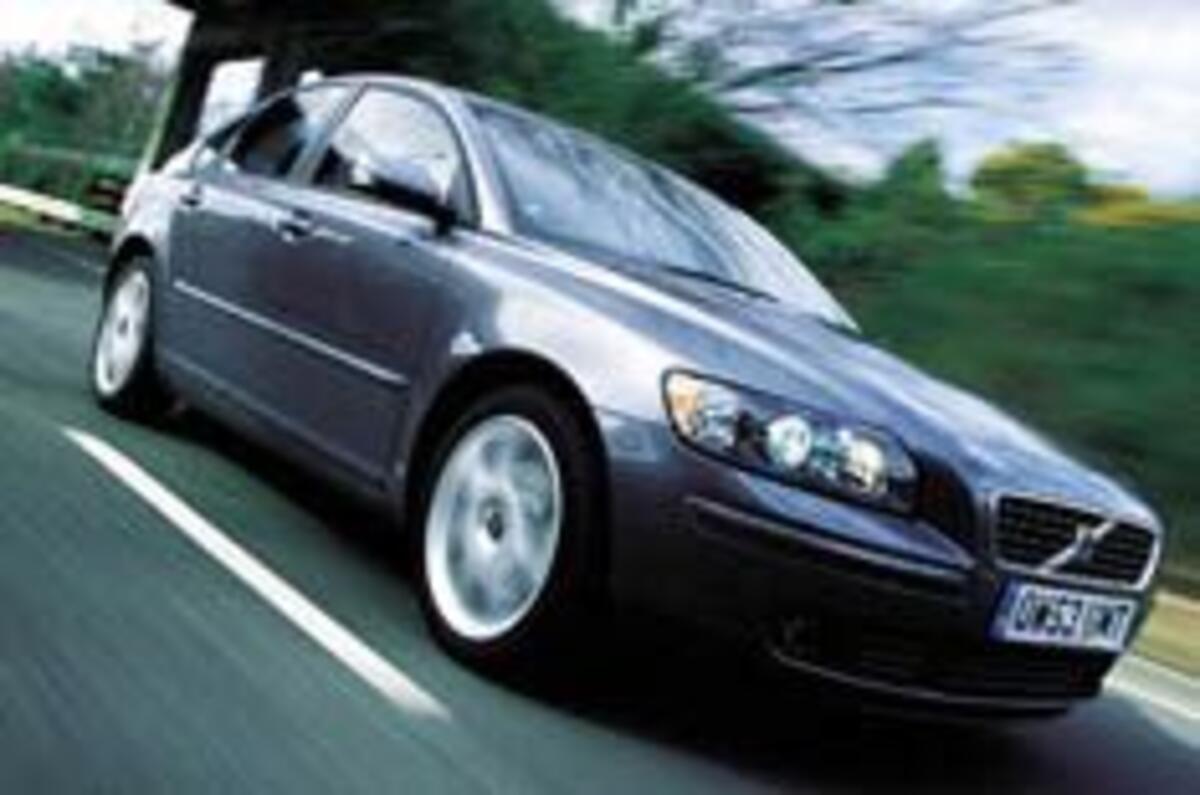 Volvo commits to China