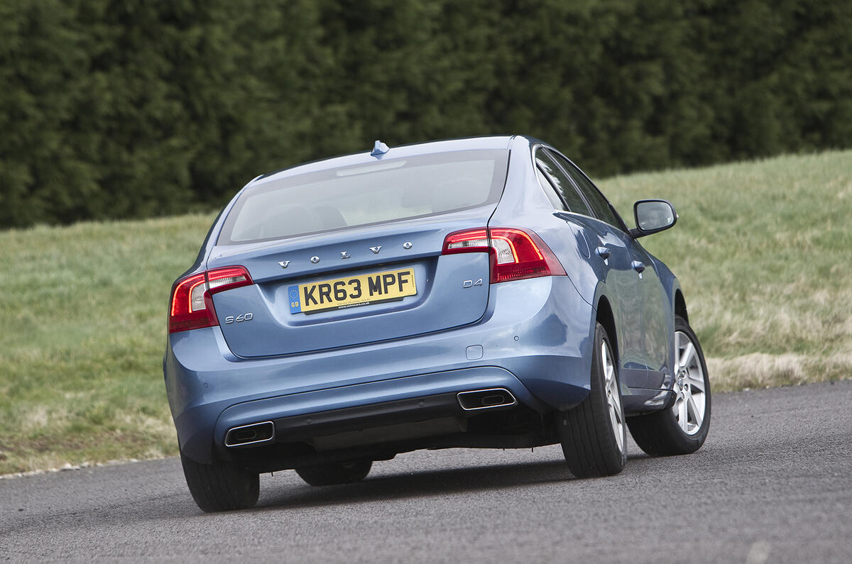 Volvo S60 rear cornering