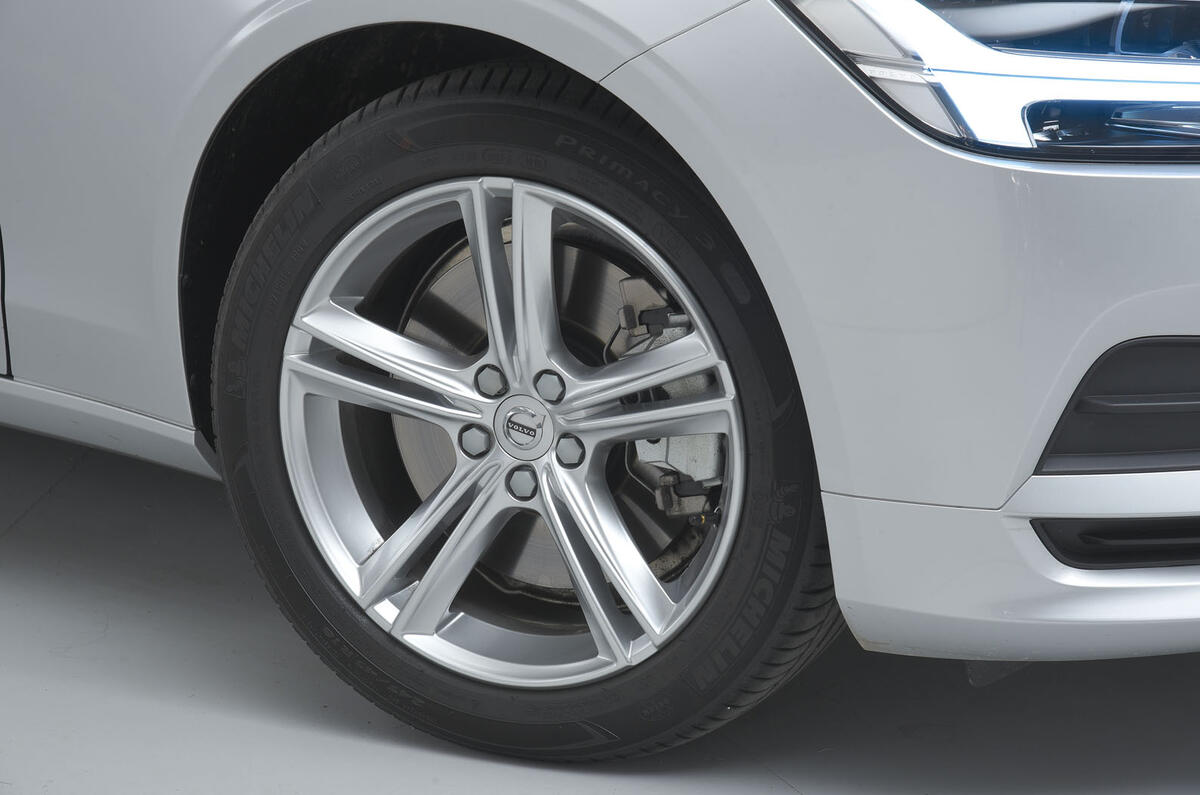 17in Volvo S90 alloy wheels