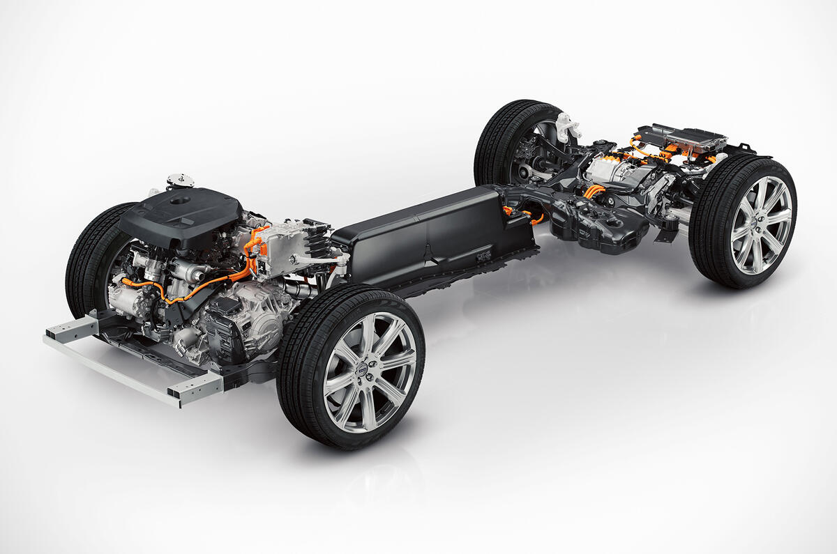 no title New Volvo XC90 to get diesel and hybrid power at launch
