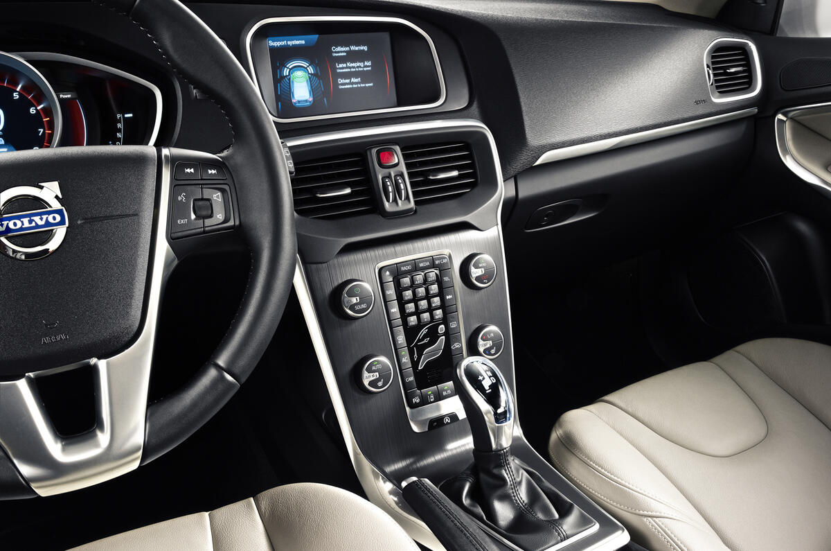 no title Geneva show 2012: New Volvo V40
