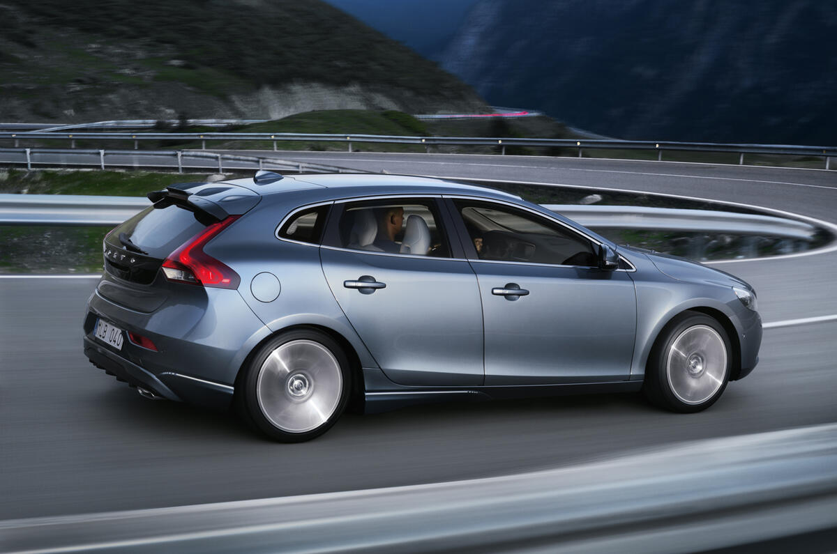 Geneva show 2012: New Volvo V40