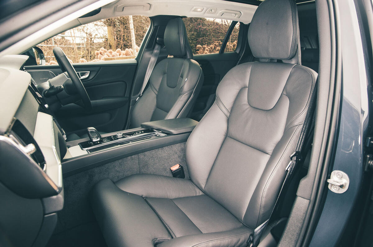 Volvo V60 review 2026 012