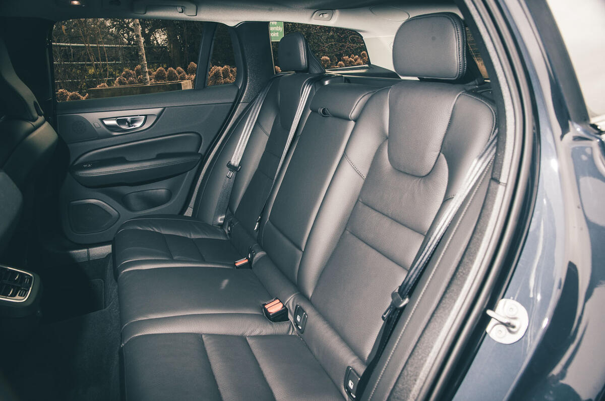 Volvo V60 review 2026 013