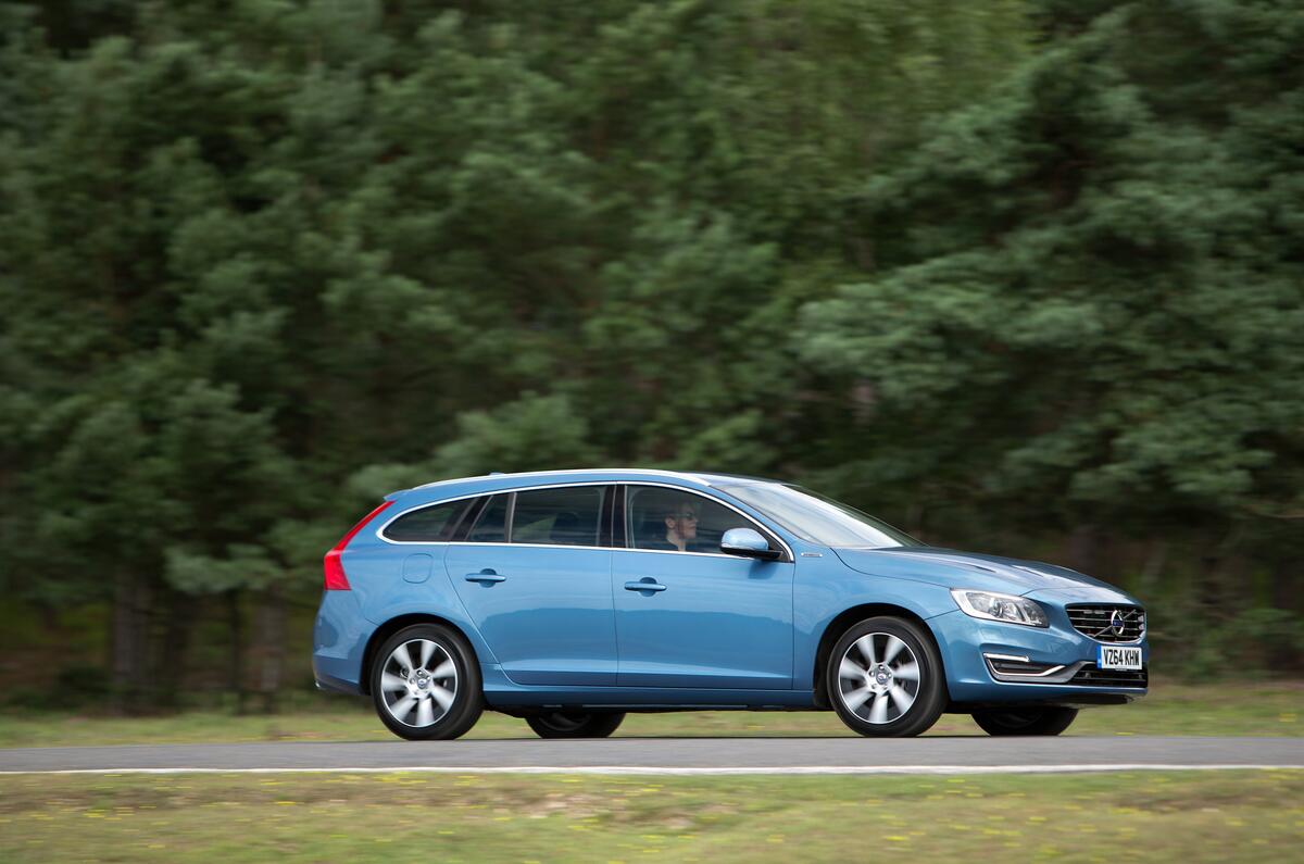 Volvo V60 side profile