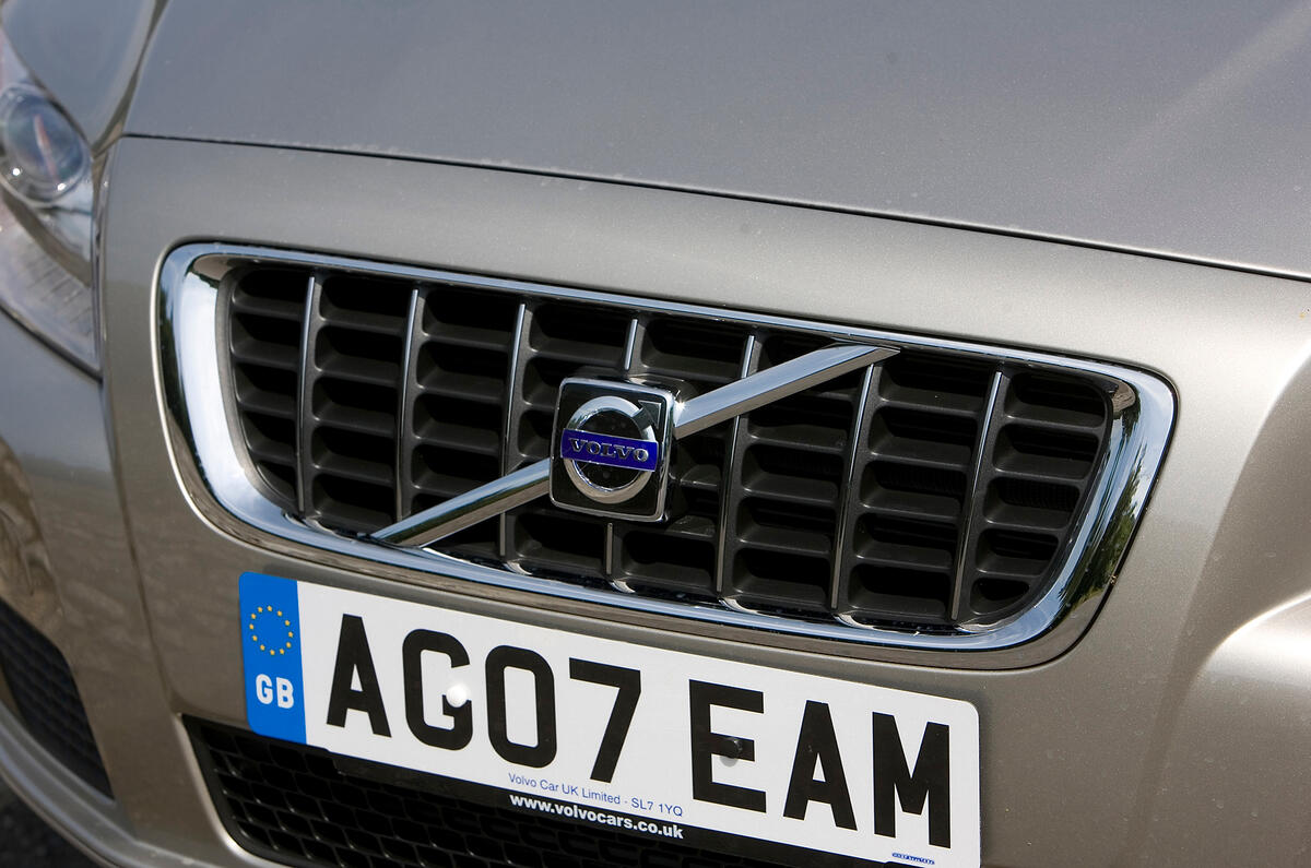 Bigger, bolder, more curvaceous grille is part of Volvo’s more assertive look. Volvo V70 front grille