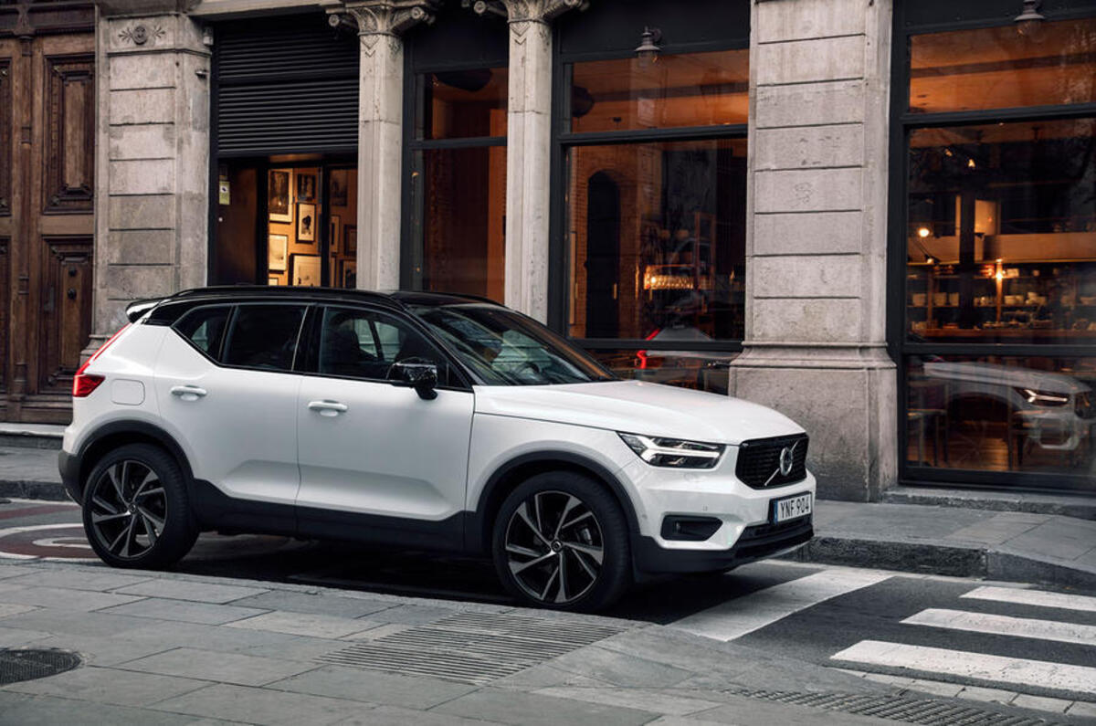4 star Volvo XC40