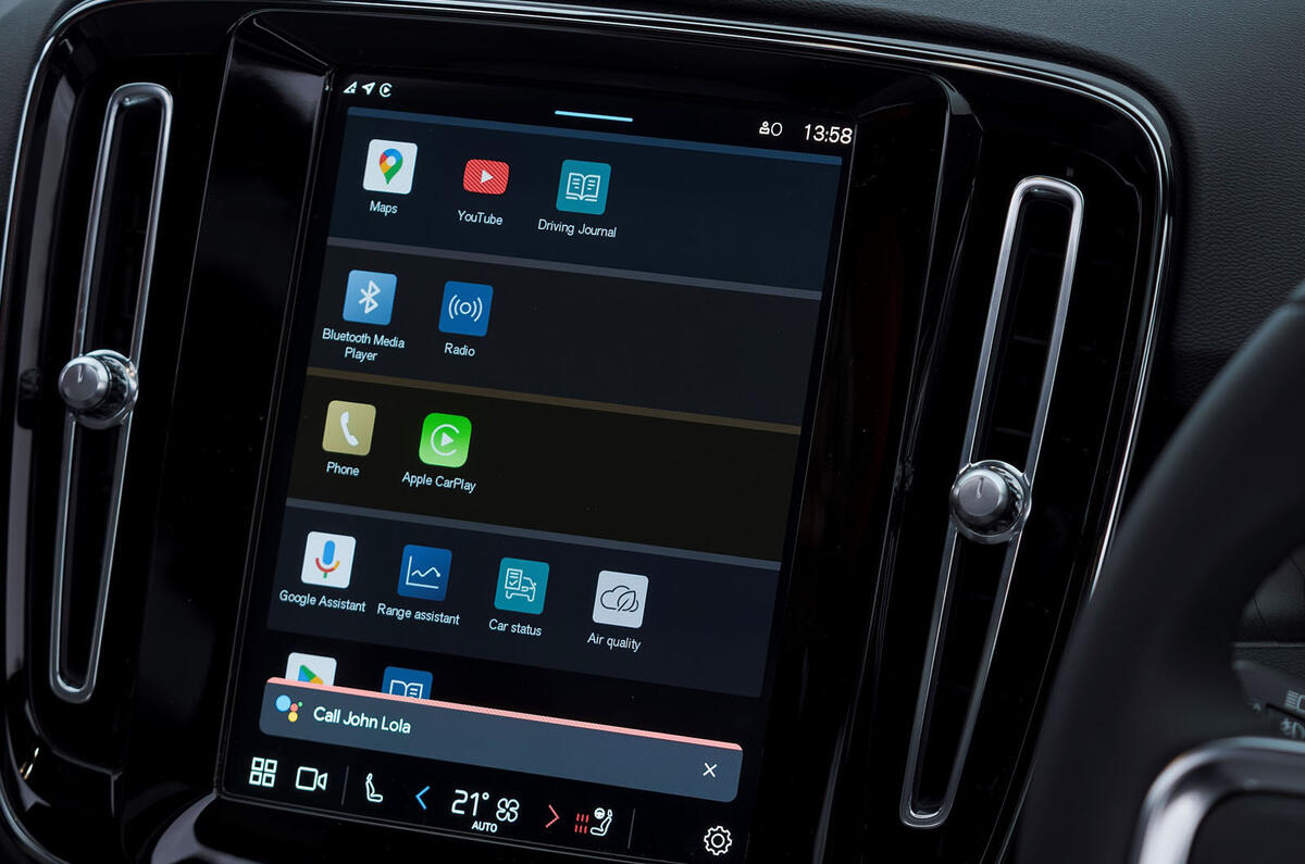 volvo xc40 review 2024 08 screen 2