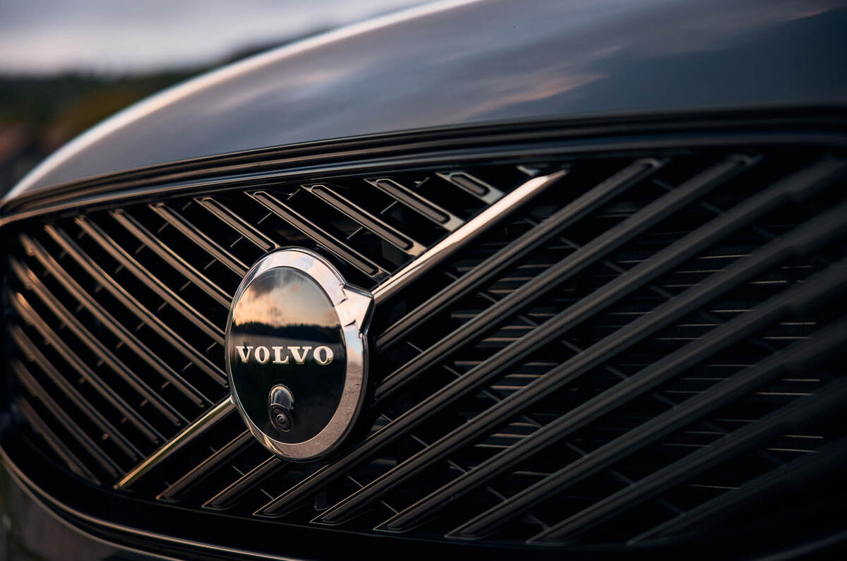 Volvo XC60 avis 2025 003