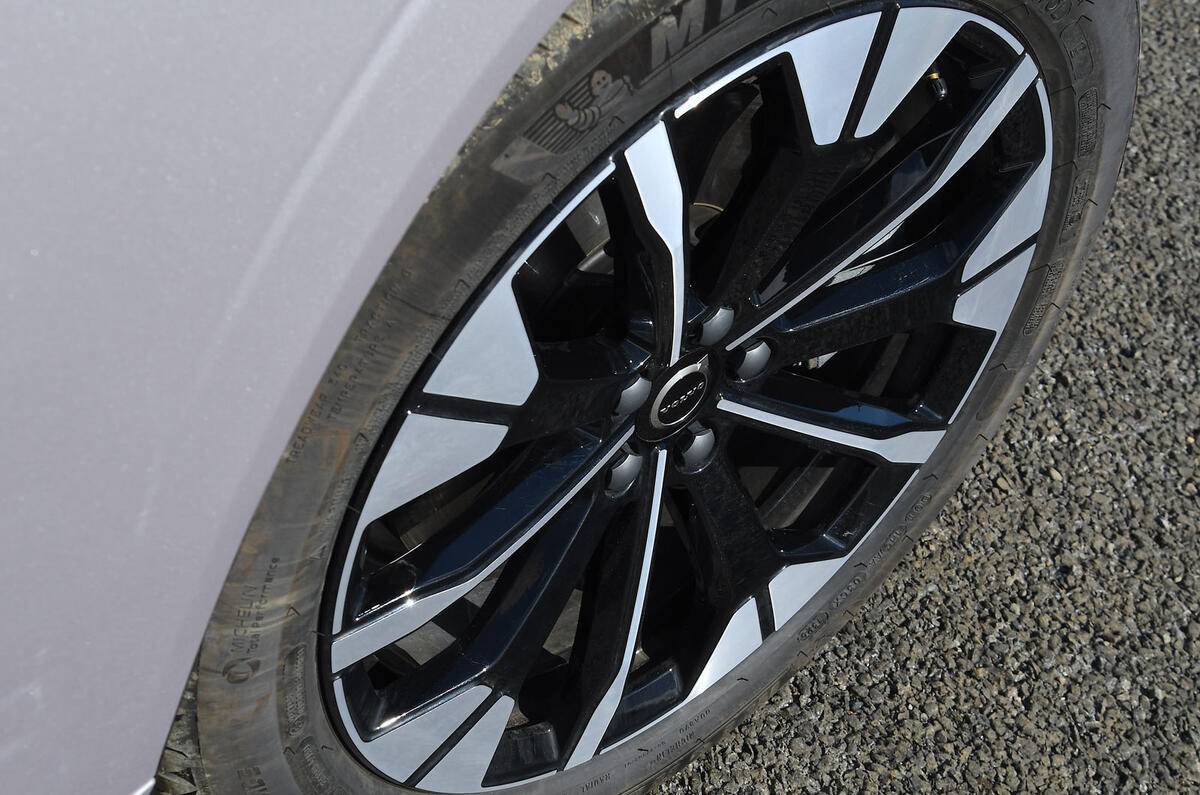 Volvo XC60 review 2025 005