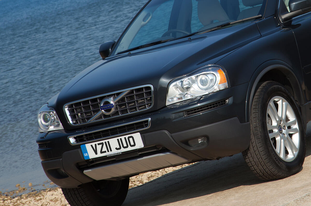 Volvo XC90 front end