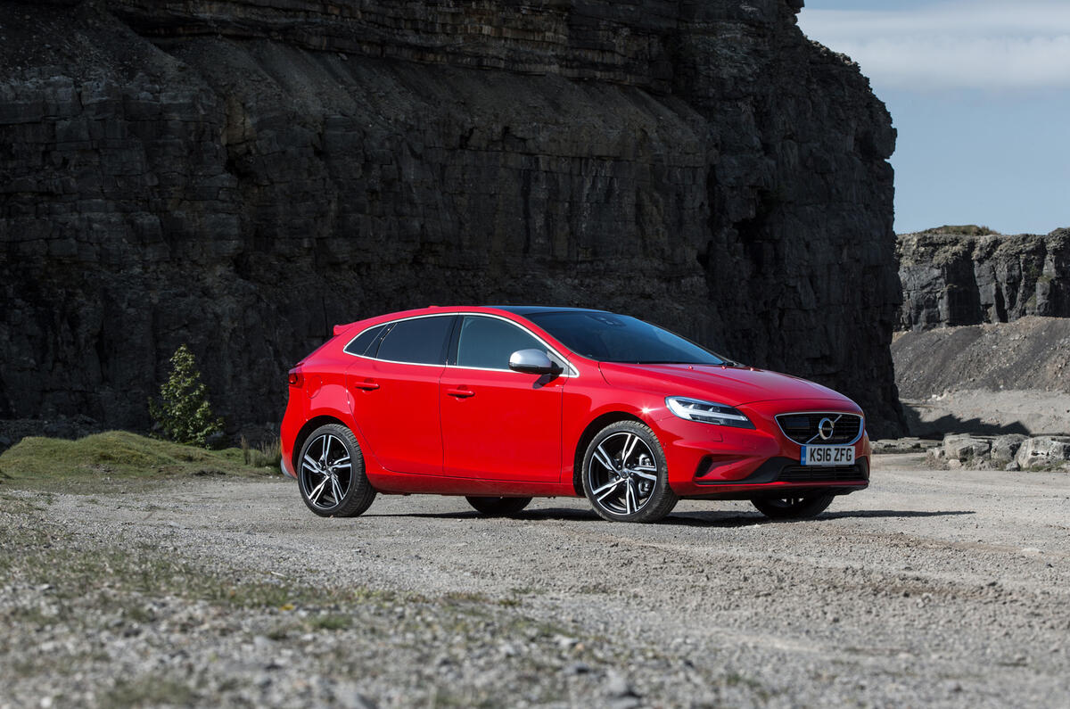 3.5 star Volvo V40