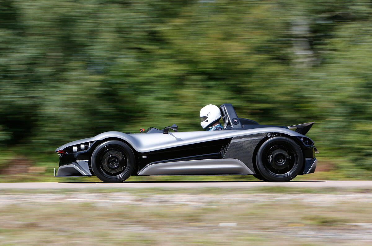 The 152mph Vuhl 05 