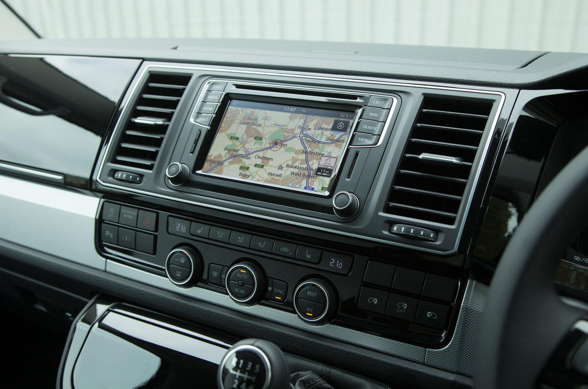 Volkswagen Caravelle infotainment system