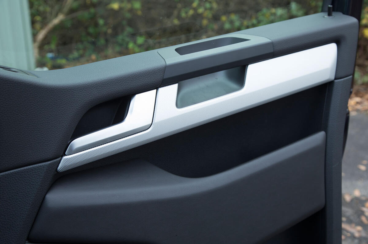 Volkswagen Caravelle door trim