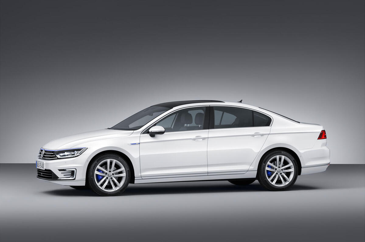 Volkswagen reveals 141mpg Passat GTE Volkswagen reveals 141mpg Passat GTE