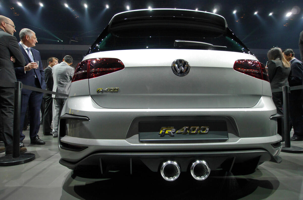 Volkswagen Golf R400 mega-hatch could make production ...