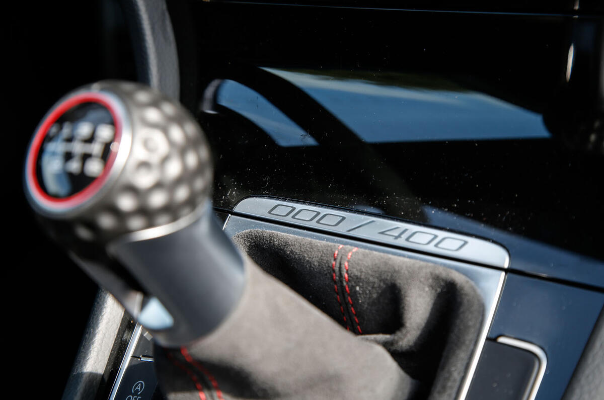 Volkswagen Golf GTI Clubsport S plaque