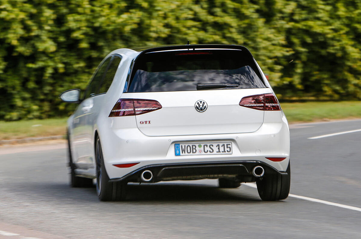 Volkswagen Golf GTI Clubsport S rear cornering
