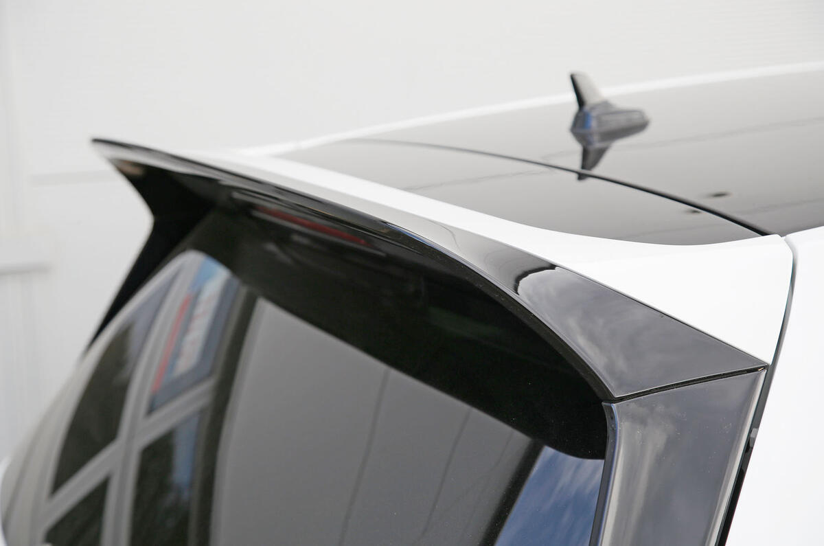 Volkswagen Golf GTI Clubsport S roof spoiler