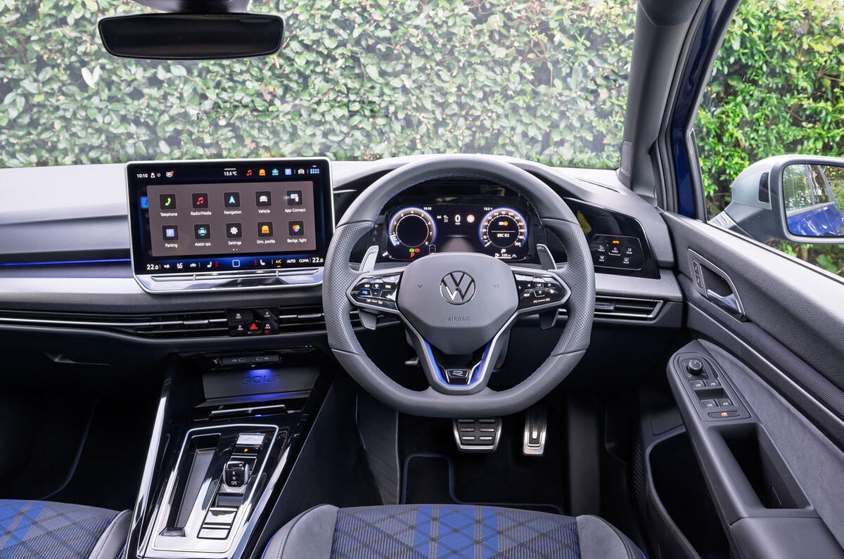 VW Golf R 2024 review dash 0010 VW Golf R 2024 review dash 0010