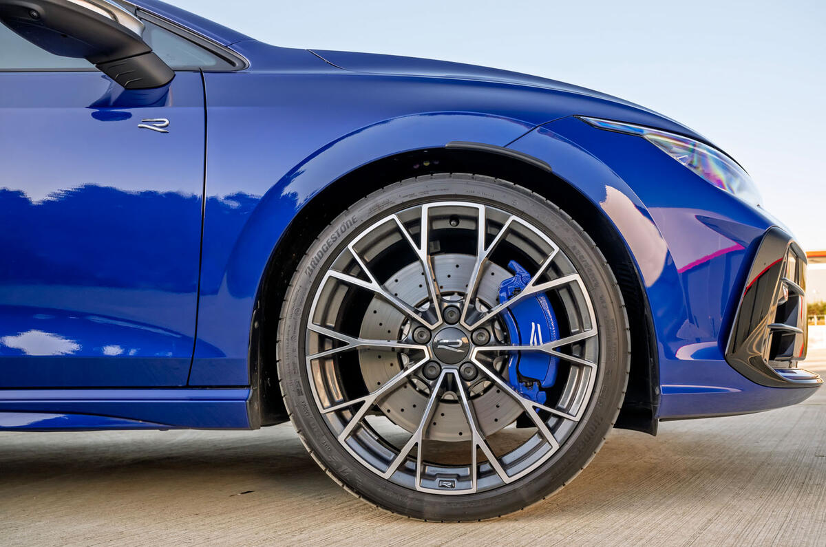 VW Golf R 2024 review wheel 0056 VW Golf R 2024 review wheel 0056