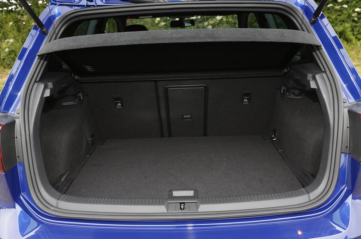 Affordable fun special - Ford Fiesta ST3 Mountune versus VW Golf R