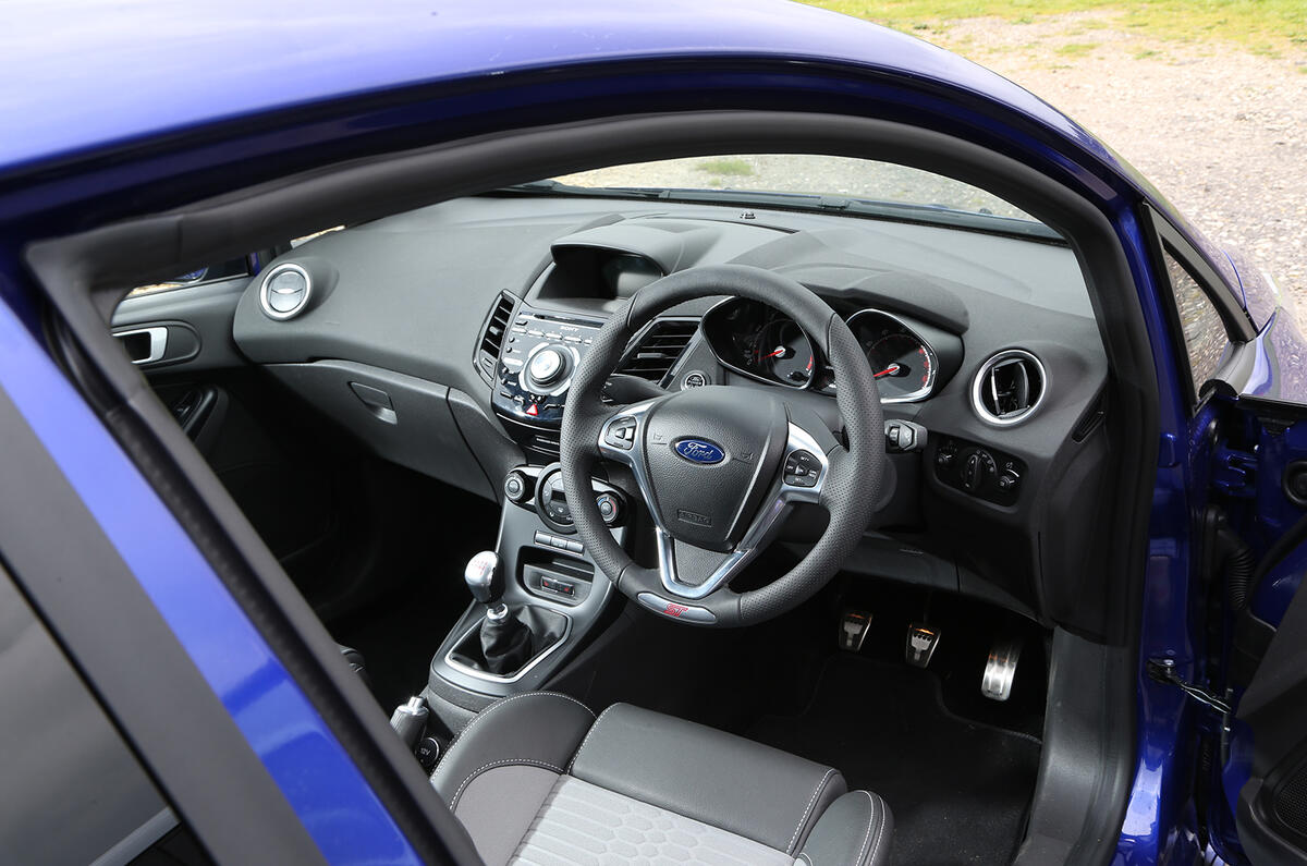 Affordable fun special - Ford Fiesta ST3 Mountune versus VW Golf R