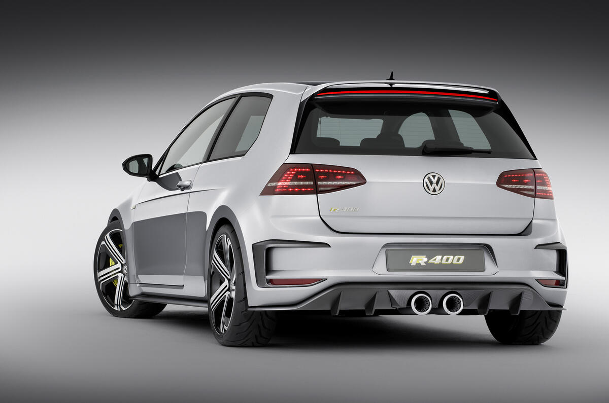 Volkswagen reveals Golf R400 mega-hatch Volkswagen reveals Golf R400 mega-hatch