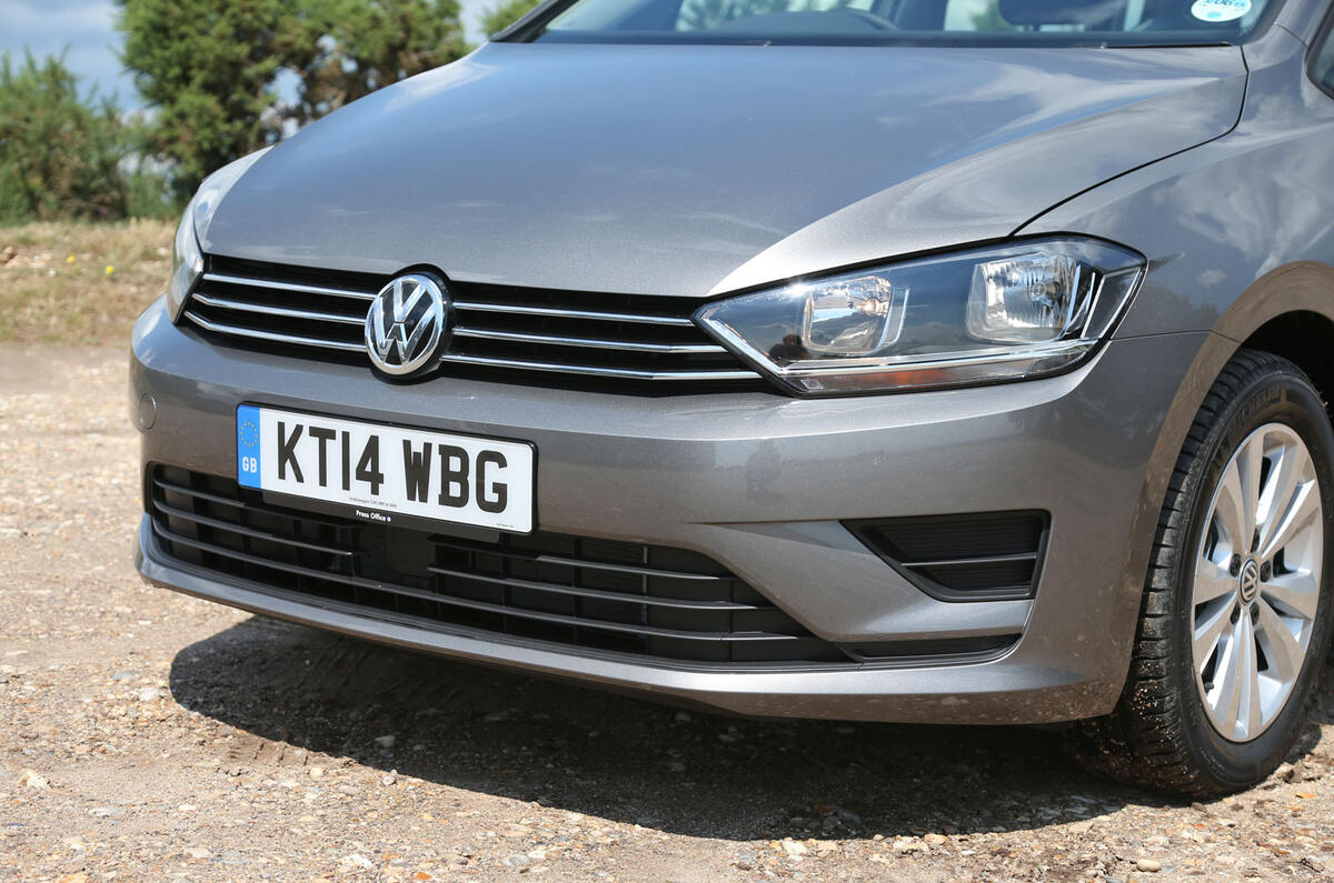 Volkswagen Golf SV front end