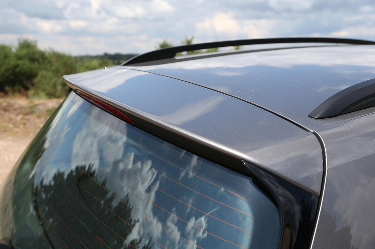 Volkswagen Golf SV rear spoiler